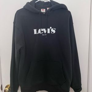 Levi’s sweatshirt with hood